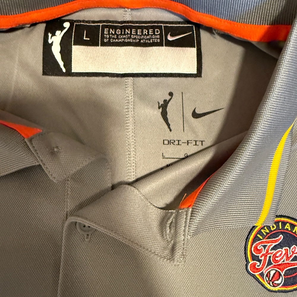 Nike Indiana Fever Men's Gray Jacket - Picture 4 of 4